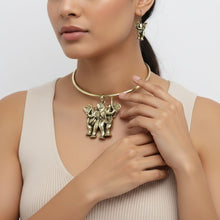 Load image into Gallery viewer, Pendant Burnished Gold Double Elephant Choker

