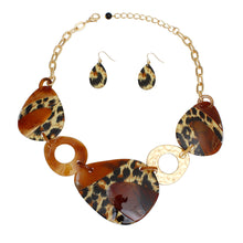 Load image into Gallery viewer, Necklace Leopard Brown Marbled Acrylic Link Set
