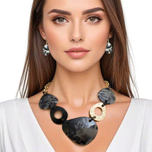 Load image into Gallery viewer, Necklace Leopard Black Marbled Acrylic Link Set
