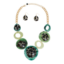 Load image into Gallery viewer, Necklace Marbled Green Leopard Links for Women
