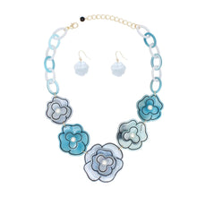 Load image into Gallery viewer, Collar 3D Blue Outlined Flower Necklace Women
