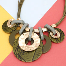 Load image into Gallery viewer, Collar Green with Gold Cord and Disc Necklace Set
