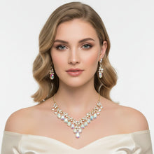 Load image into Gallery viewer, Collar Dramatic Gold Oval Aurbo Crystal Necklace
