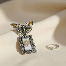 Load image into Gallery viewer, Brooch Antique Butterfly Square Picture Frame Pin
