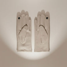 Load image into Gallery viewer, Beige Woolen Cute Rabbit Touchscreen Winter Gloves
