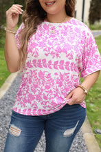 Load image into Gallery viewer, White Floral Printed Curved Hem Plus Size T Shirt
