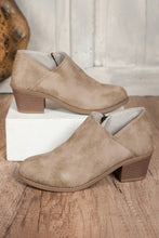 Load image into Gallery viewer, Philippine Gray Tulip Opening Suede Ankle Boots
