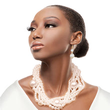 Load image into Gallery viewer, Cream Pearl Twisted Necklace Set
