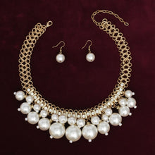 Load image into Gallery viewer, Clustered Cream Pearl Woven Cable Chain Necklace
