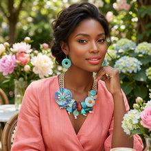 Load image into Gallery viewer, Butterfly and Bead Gold Chain Collar Necklace
