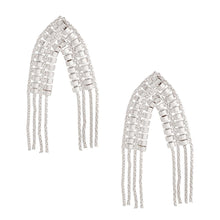 Load image into Gallery viewer, Silver Pointed Arch Earrings
