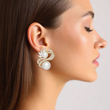 Load image into Gallery viewer, Clip On High End Gold Ribbon Cream Pearl Earrings
