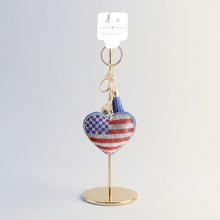 Load image into Gallery viewer, USA Patriotic Heart Padded Keychain Bag Clip
