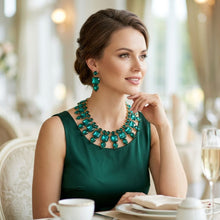Load image into Gallery viewer, Green Glass Crystal Collar Red Carpet Necklace Set
