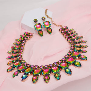 Collar Pink Green Red Carpet Ready Crystal Set