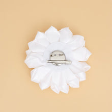 Load image into Gallery viewer, Brooch White Flower Pearl Clip and Pin for Women
