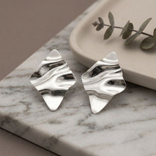 Load image into Gallery viewer, Stud Silver Stainless Steel Wavy Diamond Earrings
