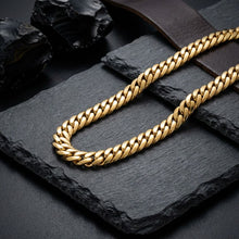 Load image into Gallery viewer, Mens 24in 8mm Gold 18K Stainless Steel Miami Chain
