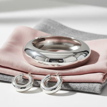 Load image into Gallery viewer, Bangle Smooth Silver Sculpted Shine Sleek Bracelet
