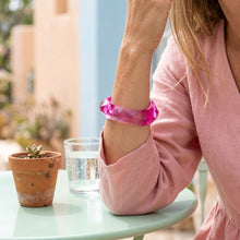 Load image into Gallery viewer, Bangle Transparent Pink Prism Wave Facet Bracelet
