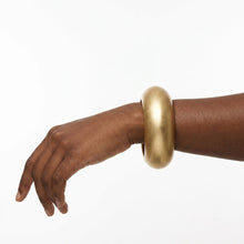 Load image into Gallery viewer, Bangle Matte Gold Metal Sculpted Sleek Bracelet
