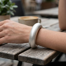 Load image into Gallery viewer, Bangle Matte Silver Metal Sculpted Sleek Bracelet
