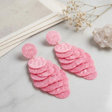 Load image into Gallery viewer, Dangle Pink Shell Disc Resort Fashion Earrings
