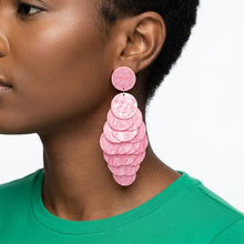 Load image into Gallery viewer, Dangle Pink Shell Disc Resort Fashion Earrings
