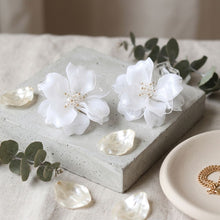 Load image into Gallery viewer, Oversized White Acrylic Petal Flower Stud Earrings
