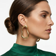 Load image into Gallery viewer, Stud Brushed Matte Gold Wavy Oval Earrings
