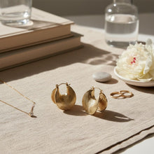 Load image into Gallery viewer, Hoop Striped Gold Metal Saddle Shape Earrings
