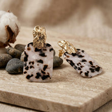 Load image into Gallery viewer, Drop Oversized Leopard Shell Opulent Earrings
