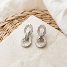 Load image into Gallery viewer, Chunky Silver Squared Tubogas Coil Drop Earrings
