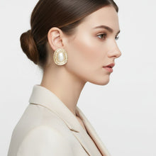 Load image into Gallery viewer, Clip On Organic Gold Oval Cream Pearl Earrings

