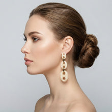 Load image into Gallery viewer, Dangle Vintage Ivory Resin Anchor Link Earrings

