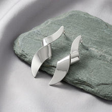 Load image into Gallery viewer, Drop Silver Oversized 3D Twist Sculpted Earrings
