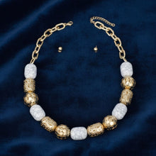 Load image into Gallery viewer, Chunky Cracked White Hollow Metal Bead Necklace
