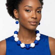 Load image into Gallery viewer, Mod Style Two Tone Blue White Chunky Bead Necklace
