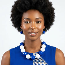 Load image into Gallery viewer, Mod Style Two Tone Blue White Chunky Bead Necklace
