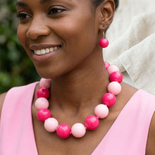 Load image into Gallery viewer, Mod Style Two Tone Pink Chunky Bead Necklace

