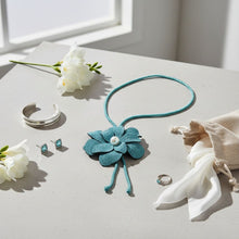 Load image into Gallery viewer, Long Y Brilliant Turquoise Blooming Flower Necklace
