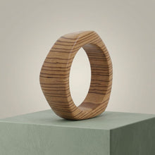 Load image into Gallery viewer, Bangle Light Wood Grain Pointed Edge Bracelet
