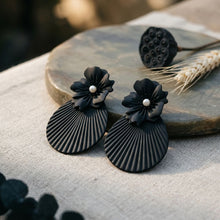Load image into Gallery viewer, Large Stud Black Flower Fanned Teardrop Earrings
