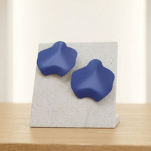 Load image into Gallery viewer, Royal Blue Matte Coating Sculpted Stud Earrings
