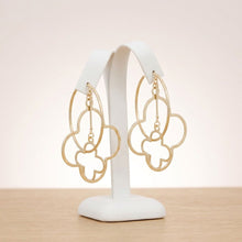 Load image into Gallery viewer, Hoop Gold Interconnected Quatrefoil Earrings
