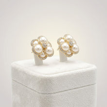 Load image into Gallery viewer, Clip on Gold Stacked Pearl Dome Pave Earrings
