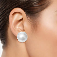 Load image into Gallery viewer, Clip On White Bubblegum Pearl Earrings for Women
