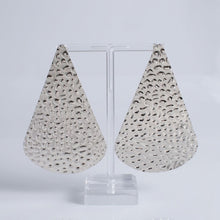 Load image into Gallery viewer, Clip On Silver Hammered Teardrop XL Earrings
