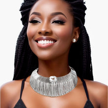 Load image into Gallery viewer, Choker Silver Wide Rigid Armor Set for Women
