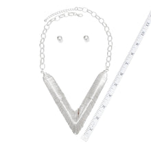 Load image into Gallery viewer, Bib Geometric Silver Wire V Chain Necklace Set
